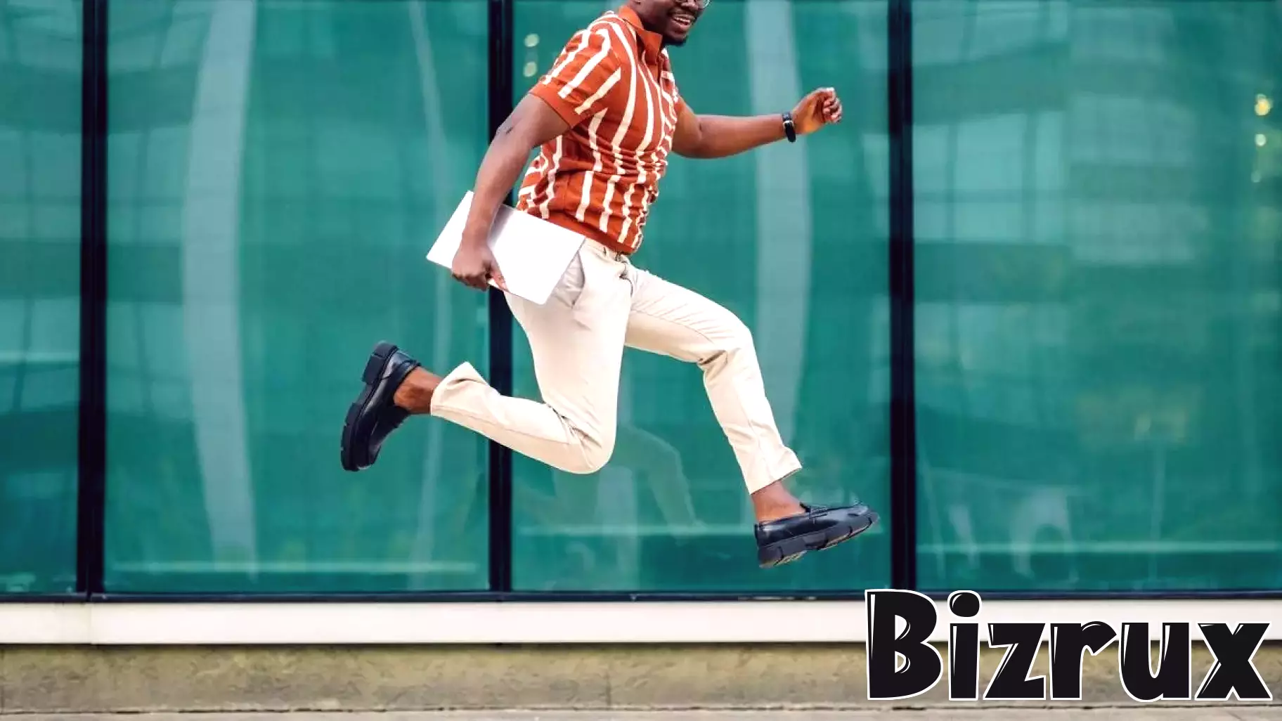 Creating a Successful One-Person Business in 2025