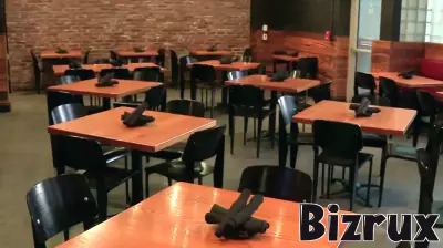 Arlington's Dining Industry Faces Severe Challenges Amid Federal Shutdown